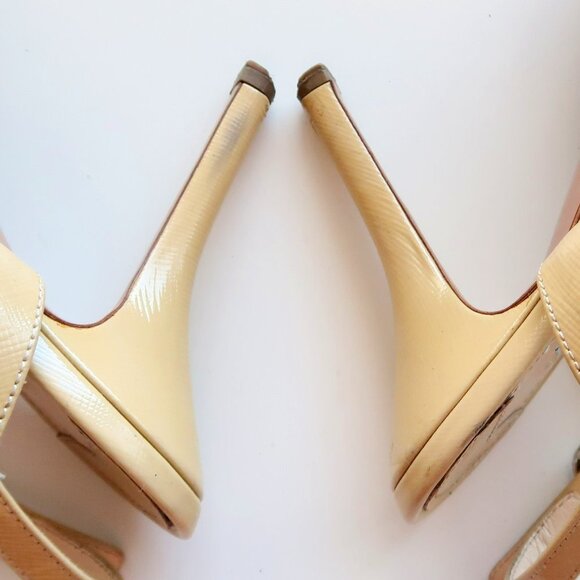 Prada Pale Yellow Patent Leather Strappy Platform Heels Sandals w Bow Size 7.5 - Picture 15 of 16